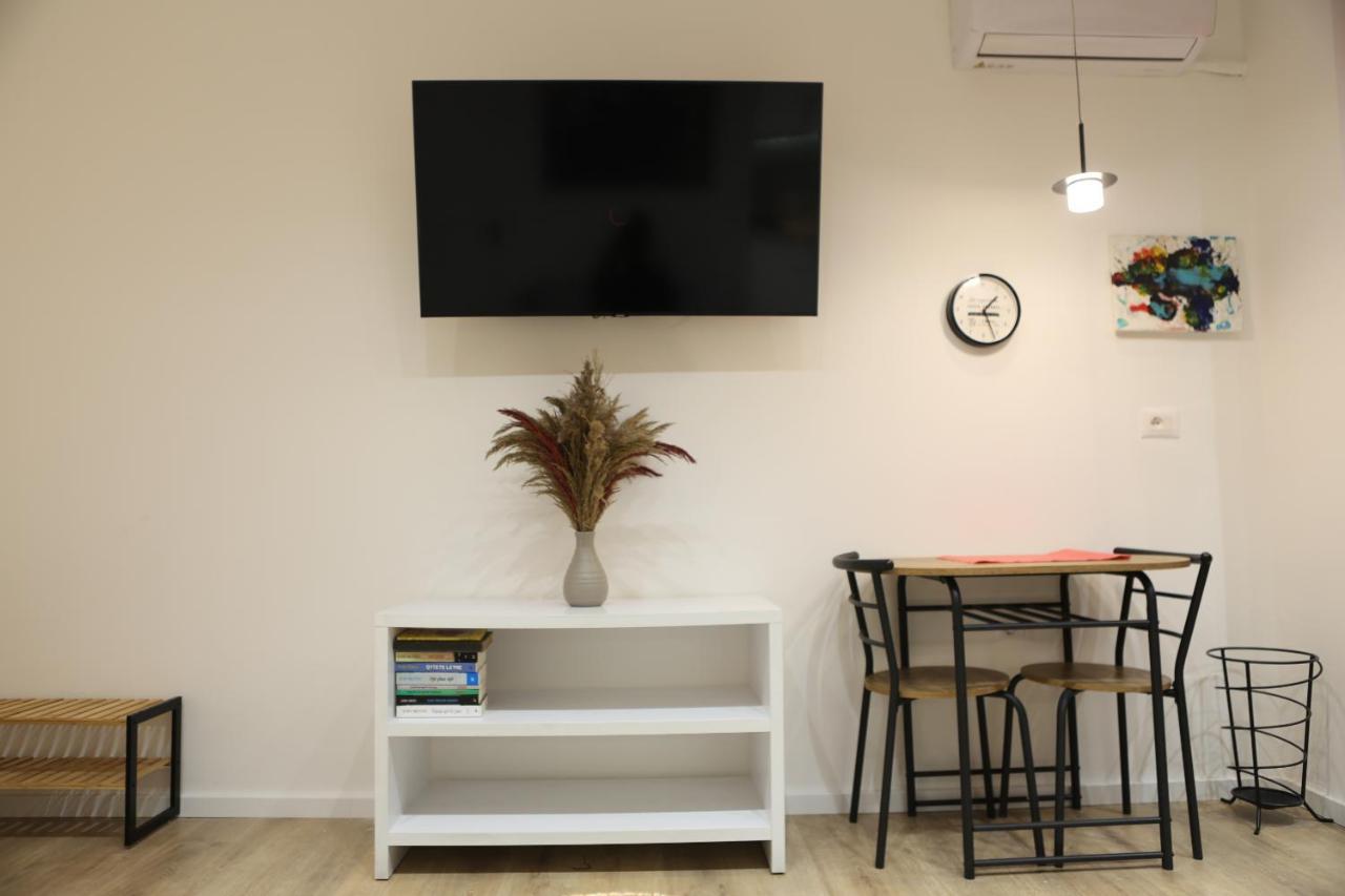 Blloku Studio Apartament 地拉那 外观 照片