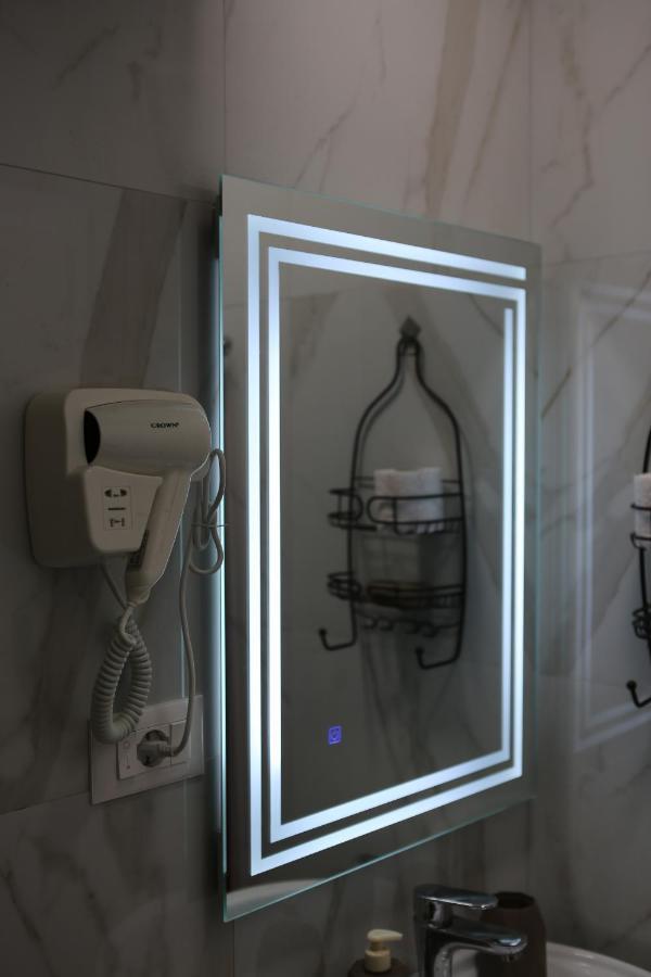 Blloku Studio Apartament 地拉那 外观 照片