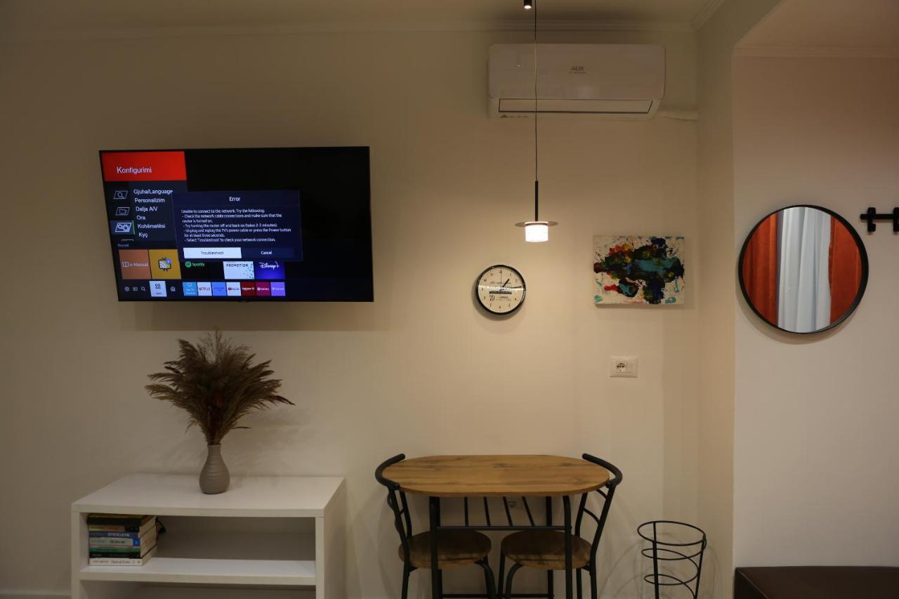 Blloku Studio Apartament 地拉那 外观 照片
