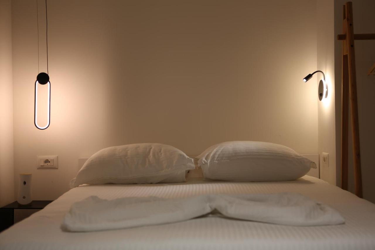 Blloku Studio Apartament 地拉那 外观 照片